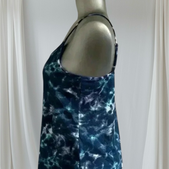 Free 🆕Tie Dye Tank Top - Picture 5 of 16